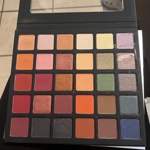 Bebella eyeshadow palette